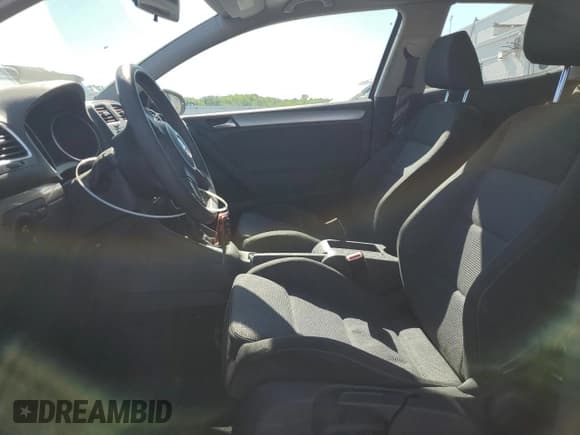 ✅ 2012 Volkswagen Golf • VIN: WVWBB7AJ9CW238837 • Lot: 55990855. Listed on Copart with 112,667 mi. Free auction sales archive from the USA and detailed vehicle history report at DreamBid. Image 7.