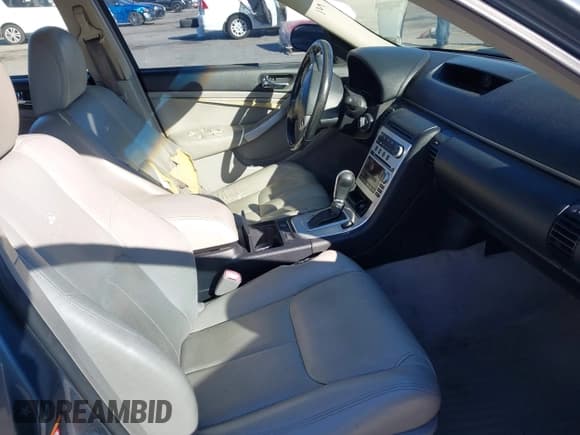 ✅ 2005 Infiniti G35 • VIN: JNKCV51E85M211905 • Lot: 43930338. Listed on IAAI with 190,387 mi. Free auction sales archive from the USA and detailed vehicle history report at DreamBid. Image 5.