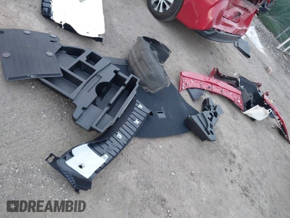 2019 Toyota Prius LE z VIN JTDL9RFU2K3011486, wystawiony jako IAAI lot #43567477 z przebiegiem 72 331 mil mil oraz . Historia ofert i sprzedaży dostępna na DreamBid. Obrazek 12.