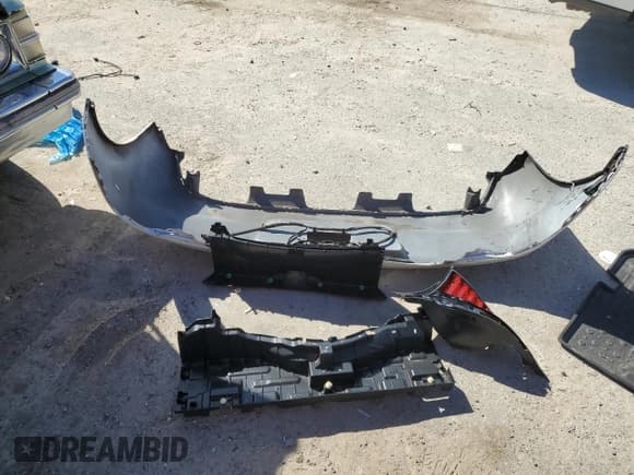 ✅ 2015 Honda CR-Z EX • VIN: JHMZF1D64FS003294 • Lot: 90452195. Listed on Copart with 86,990 mi. Free auction sales archive from the USA and detailed vehicle history report at DreamBid. Image 12.