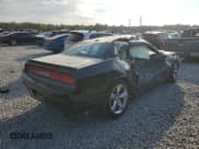 ✅ 2013 Dodge Challenger R/T • VIN: 2C3CDYBT0DH595526 • Lot: 77472664. Wystawiony na Copart z przebiegiem Nie podano. Bezpłatny archiwum sprzedaży aukcyjnych z USA i szczegółowy raport historii pojazdu na DreamBid. Zdjęcie 3.