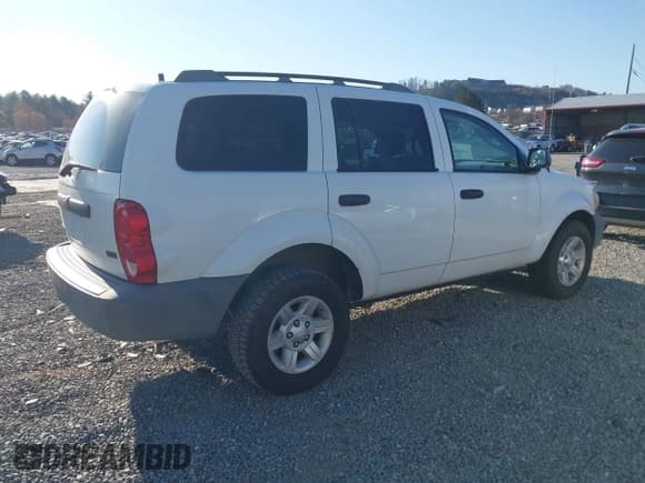 ✅ 2008 Dodge Durango SXT • VIN: 1D8HD38N58F127913 • Лот: 41868319. Опубликован ранее на IAAI с пробегом 78 333 миль. Бесплатный доступ к архиву аукционных продаж из США и подробный отчёт об истории автомобиля на DreamBid. Изображение 4.