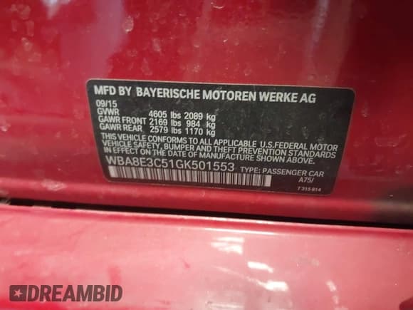 ✅ 2016 BMW 3 Series 328i xDrive • VIN: WBA8E3C51GK501553 • Lot: 43819316. Listed on IAAI with 28,394 mi. Free auction sales archive from the USA and detailed vehicle history report at DreamBid. Image 9.