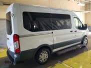 ✅ 2016 Ford Transit XL • VIN: 1FMZK1CM3GKB48613 • Lot: 47028595. Wystawiony na Copart z przebiegiem 205 794 mil. Bezpłatny archiwum sprzedaży aukcyjnych z USA i szczegółowy raport historii pojazdu na DreamBid. Zdjęcie 3.