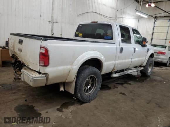 ✅ 2009 Ford F-250 XL • VIN: 1FTSW21539EA33653 • Лот: 45404415. Опубликован ранее на Copart с пробегом 172 748 миль. Бесплатный доступ к архиву аукционных продаж из США и подробный отчёт об истории автомобиля на DreamBid. Изображение 3.