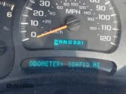 ✅ 2005 Chevrolet Silverado 2500HD LS • VIN: 1GCHK23U25F839031 • Lot: 41594750. Wystawiony na IAAI z przebiegiem 320 713 mil. Bezpłatny archiwum sprzedaży aukcyjnych z USA i szczegółowy raport historii pojazdu na DreamBid. Zdjęcie 15.