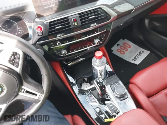 ✅ 2021 BMW X3 M • VIN: 5YMTS0C03M9E99584 • Lot: 43667645. Wystawiony na IAAI z przebiegiem 42 536 mil. Bezpłatny archiwum sprzedaży aukcyjnych z USA i szczegółowy raport historii pojazdu na DreamBid. Zdjęcie 11.