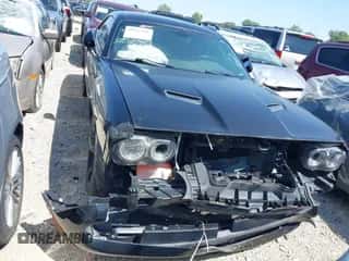 2017 Dodge Challenger R/T z VIN 2C3CDZBT8HH606039, wystawiony jako IAAI lot #40267305 z przebiegiem 69 024 mil mil oraz . Historia ofert i sprzedaży dostępna na DreamBid. Obrazek 6.