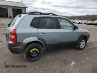 2007 Hyundai Tucson SE z VIN KM8JN72D47U624624, wystawiony jako Copart lot #84824454 z przebiegiem 226 361 mil mil oraz Szkoda całkowita • Salvage title. Historia ofert i sprzedaży dostępna na DreamBid. Obrazek 3.