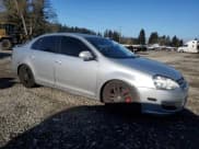 ✅ 2006 Volkswagen Jetta 2.5L • VIN: 3VWSG71K56M740742 • Лот: 42992575. Опубликован ранее на Copart с пробегом 180 726 миль. Бесплатный доступ к архиву аукционных продаж из США и подробный отчёт об истории автомобиля на DreamBid. Изображение 4.