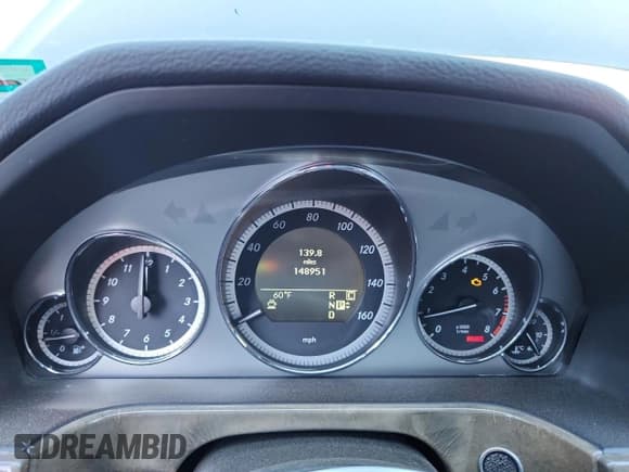 ✅ 2010 Mercedes-Benz E 350 Sport • VIN: WDDHF8HB0AA091942 • Lot: 91105905. Wystawiony na Copart z przebiegiem 148 951 mil. Bezpłatny archiwum sprzedaży aukcyjnych z USA i szczegółowy raport historii pojazdu na DreamBid. Zdjęcie 9.