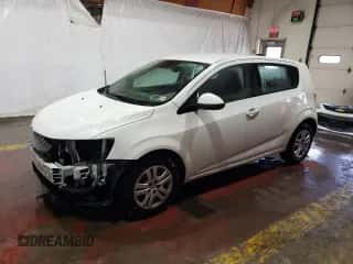 2020 Chevrolet Sonic LT с VIN 1G1JG6SB9L4130009, выставлен на аукционе Copart как лот 75645564 с пробегом 72 442 миль миль и Чистый • Clean title. История ставок и продаж доступна на DreamBid. Изображение 1.