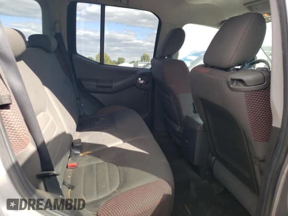 ✅ 2010 Nissan Xterra X • VIN: 5N1AN0NW9AC523547 • Lot: 86216915. Wystawiony na Copart z przebiegiem 145 658 mil. Bezpłatny archiwum sprzedaży aukcyjnych z USA i szczegółowy raport historii pojazdu na DreamBid. Zdjęcie 11.