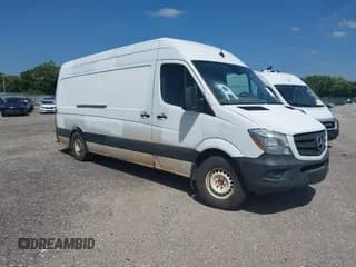 ✅ 2016 Mercedes-Benz Sprinter Cargo EXT • VIN: WD3PE8DD8GP363864 • Лот: 42564166. Опубликован ранее на IAAI с пробегом 414 534 миль. Бесплатный доступ к архиву аукционных продаж из США и подробный отчёт об истории автомобиля на DreamBid. Изображение 1.