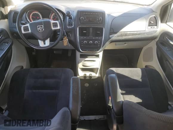 2014 Dodge Grand Caravan SE с VIN 2C4RDGBGXER331583, выставлен на аукционе Copart как лот 87399355 с пробегом 105 262 миль миль и Списание • Salvage title. История ставок и продаж доступна на DreamBid. Изображение 8.