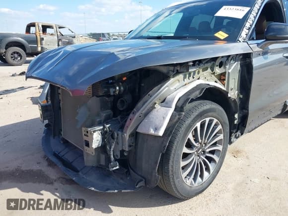 ✅ 2022 Lincoln Aviator Reserve • VIN: 5LM5J7WCXNGL16719 • Лот: 43323816. Опубликован ранее на IAAI с пробегом 64 017 миль. Бесплатный доступ к архиву аукционных продаж из США и подробный отчёт об истории автомобиля на DreamBid. Изображение 6.