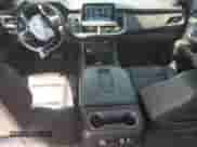 2024 Chevrolet Suburban LT z VIN 1GNSCCKD0RR394388, wystawiony jako Copart lot #65982895 z przebiegiem 21 810 mil mil oraz Szkoda całkowita • Salvage title. Historia ofert i sprzedaży dostępna na DreamBid. Obrazek 8.