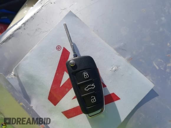 ✅ 2008 Audi A6 • VIN: WAUDH74F88N136745 • Lot: 43594872. Listed on IAAI with 119,859 mi. Free auction sales archive from the USA and detailed vehicle history report at DreamBid. Image 11.