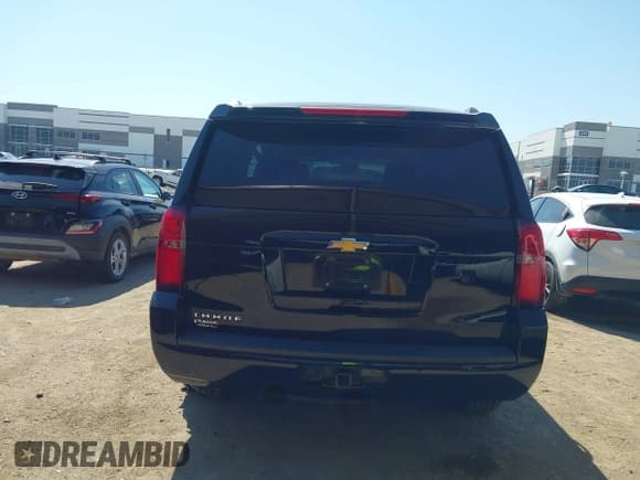 ✅ 2020 Chevrolet Tahoe LT • VIN: 1GNSKBKC5LR121183 • Lot: 43394920. Listed on IAAI with 140,841 mi. Free auction sales archive from the USA and detailed vehicle history report at DreamBid. Image 16.