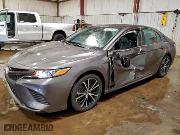 ✅ 2019 Toyota Camry SE • VIN: 4T1B11HK2KU807337 • Лот: 95419575. Опубликован ранее на Copart с пробегом 43 109 миль. Бесплатный доступ к архиву аукционных продаж из США и подробный отчёт об истории автомобиля на DreamBid. Изображение 1.