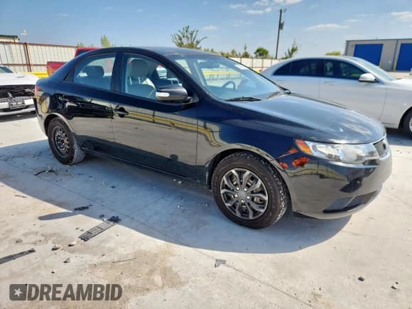 ✅ 2010 Kia Forte EX • VIN: KNAFU4A20A5112756 • Лот: 84568615. Опубликован ранее на Copart с пробегом 98 531 миль. Бесплатный доступ к архиву аукционных продаж из США и подробный отчёт об истории автомобиля на DreamBid. Изображение 4.