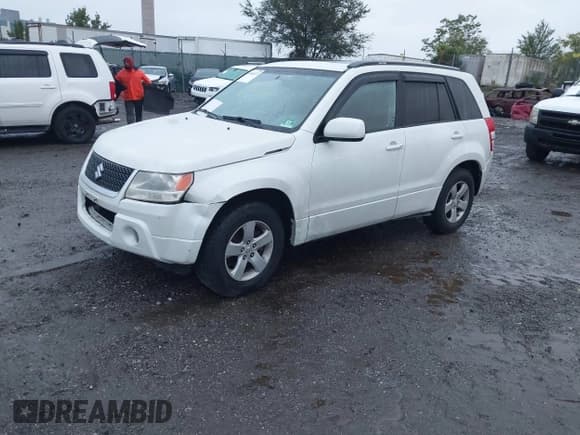 ✅ 2010 Suzuki Grand Vitara XSport • VIN: JS3TE0D41A4100728 • Lot: 43446177. Listed on IAAI with 102,657 mi. Free auction sales archive from the USA and detailed vehicle history report at DreamBid. Image 2.