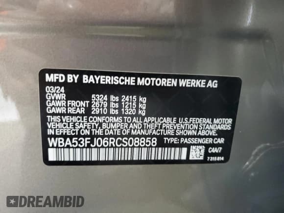 ✅ 2024 BMW 5 Series 530i xDrive • VIN: WBA53FJ06RCS08858 • Лот: 73521784. Опубликован ранее на Copart с пробегом 4 823 миль. Бесплатный доступ к архиву аукционных продаж из США и подробный отчёт об истории автомобиля на DreamBid. Изображение 12.