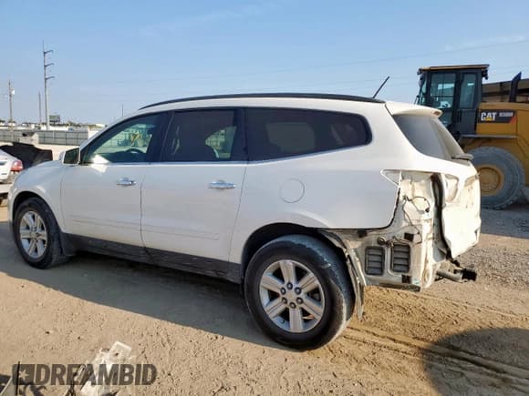 ✅ 2014 Chevrolet Traverse LT • VIN: 1GNKRHKD0EJ238484 • Lot: 81068835. Wystawiony na Copart z przebiegiem 126 249 mil. Bezpłatny archiwum sprzedaży aukcyjnych z USA i szczegółowy raport historii pojazdu na DreamBid. Zdjęcie 2.