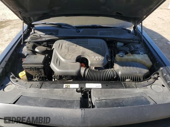 ✅ 2013 Dodge Challenger SXT • VIN: 2C3CDYAG1DH745079 • Lot: 80125774. Wystawiony na Copart z przebiegiem Nie podano. Bezpłatny archiwum sprzedaży aukcyjnych z USA i szczegółowy raport historii pojazdu na DreamBid. Zdjęcie 12.