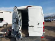 ✅ 2015 Mercedes-Benz Sprinter Cargo • VIN: WD3PE7DC8FP153555 • Лот: 41955246. Опубликован ранее на IAAI с пробегом 233 005 миль. Бесплатный доступ к архиву аукционных продаж из США и подробный отчёт об истории автомобиля на DreamBid. Изображение 6.