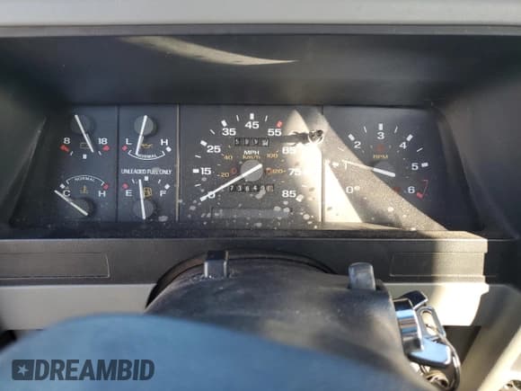 ✅ 1990 Ford Ranger XLT • VIN: 1FTCR10A8LUA78377 • Lot: 90942635. Wystawiony na Copart z przebiegiem 73 649 mil. Bezpłatny archiwum sprzedaży aukcyjnych z USA i szczegółowy raport historii pojazdu na DreamBid. Zdjęcie 9.