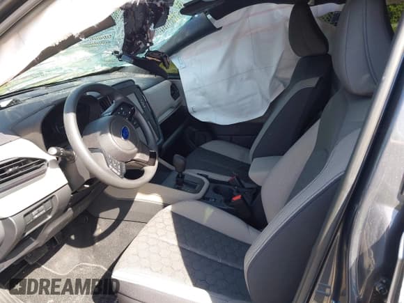 ✅ 2025 Subaru Forester • VIN: JF2SLDACXSH527887 • Lot: 42280305. Listed on IAAI with 4,365 mi. Free auction sales archive from the USA and detailed vehicle history report at DreamBid. Image 5.