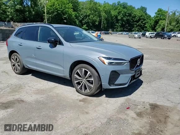 ✅ 2024 Volvo XC60 Plus Dark Theme • VIN: YV4L12RL5R1767818 • Lot: 65193925. Wystawiony na Copart z przebiegiem 14 605 mil. Bezpłatny archiwum sprzedaży aukcyjnych z USA i szczegółowy raport historii pojazdu na DreamBid. Zdjęcie 14.