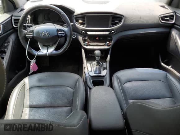 2019 Hyundai Ioniq Limited с VIN KMHC75LDXKU182821, выставлен на аукционе Copart как лот 58330184 с пробегом 49 726 миль миль и Списание • Salvage title. История ставок и продаж доступна на DreamBid. Изображение 8.