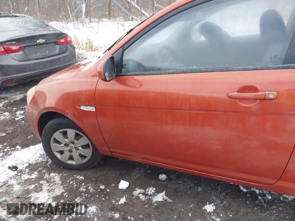 ✅ 2010 Hyundai Accent GS • VIN: KMHCM3AC8AU149547 • Lot: 43787652. Listed on IAAI with 69,782 mi. Free auction sales archive from the USA and detailed vehicle history report at DreamBid. Image 6.