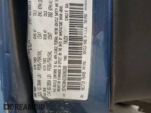 2002 Dodge Dakota Sport z VIN 1B7HG38N22S696268, wystawiony jako Copart lot #78382174 z przebiegiem 239 879 mil mil oraz Szkoda całkowita • Salvage title. Historia ofert i sprzedaży dostępna na DreamBid. Obrazek 12.