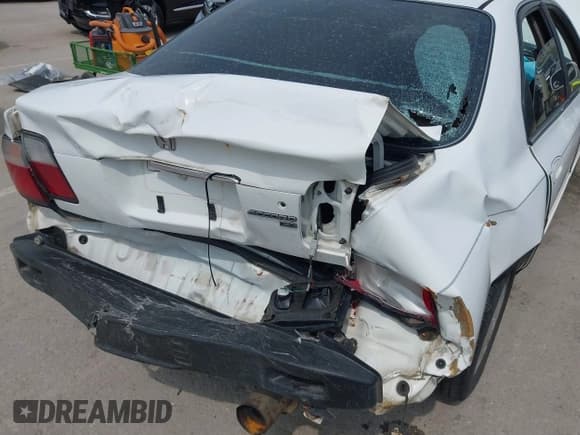 ✅ 1996 Honda Accord EX • VIN: 1HGCD5657TA085789 • Lot: 42389753. Listed on IAAI with 191,573 mi. Free auction sales archive from the USA and detailed vehicle history report at DreamBid. Image 6.