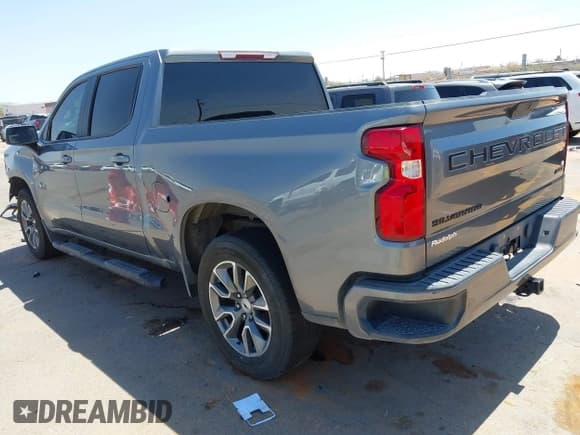 ✅ 2021 Chevrolet Silverado 1500 RST • VIN: 1GCPWDEDXMZ404120 • Lot: 41966224. Wystawiony na IAAI z przebiegiem 141 668 mil. Bezpłatny archiwum sprzedaży aukcyjnych z USA i szczegółowy raport historii pojazdu na DreamBid. Zdjęcie 3.
