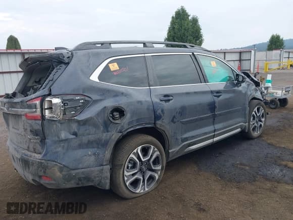 ✅ 2024 Subaru Ascent Limited • VIN: 4S4WMAUD4R3448184 • Lot: 43092750. Listed on IAAI with 9,258 mi. Free auction sales archive from the USA and detailed vehicle history report at DreamBid. Image 4.