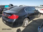 ✅ 2015 Infiniti Q40 • VIN: JN1CV6AP3FM501952 • Lot: 46221694. Wystawiony na Copart z przebiegiem 82 247 mil. Bezpłatny archiwum sprzedaży aukcyjnych z USA i szczegółowy raport historii pojazdu na DreamBid. Zdjęcie 3.