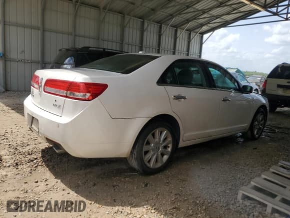 ✅ 2010 Lincoln MKZ • VIN: 3LNHL2GC2AR606886 • Lot: 54137715. Listed on Copart with 77,393 mi. Free auction sales archive from the USA and detailed vehicle history report at DreamBid. Image 3.