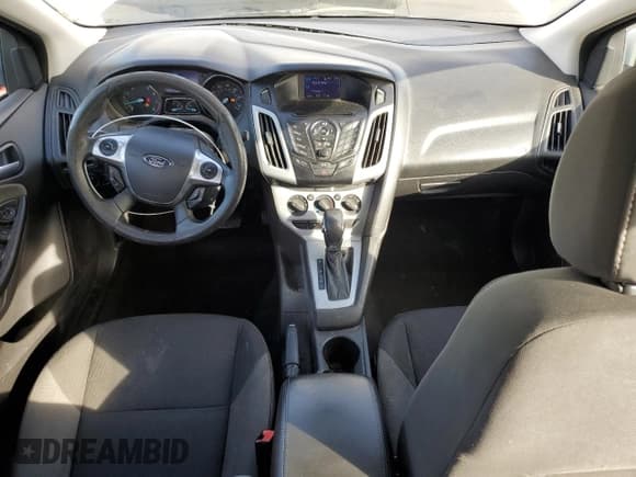 ✅ 2013 Ford Focus SE • VIN: 1FADP3F25DL152809 • Лот: 92219935. Опубликован ранее на Copart с пробегом 197 997 миль. Бесплатный доступ к архиву аукционных продаж из США и подробный отчёт об истории автомобиля на DreamBid. Изображение 8.