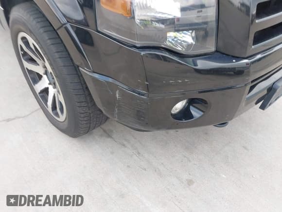 ✅ 2010 Ford Expedition Max Limited • VIN: 1FMJK2A52AEB70008 • Lot: 43922554. Listed on IAAI with 125,868 mi. Free auction sales archive from the USA and detailed vehicle history report at DreamBid. Image 6.