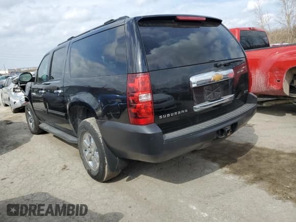 ✅ 2012 Chevrolet Suburban LT • VIN: 1GNSKJE7XCR170517 • Lot: 45306794. Wystawiony na Copart z przebiegiem Nie podano. Bezpłatny archiwum sprzedaży aukcyjnych z USA i szczegółowy raport historii pojazdu na DreamBid. Zdjęcie 2.