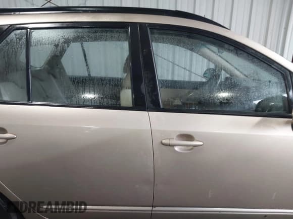 ✅ 2008 Kia Rondo LX • VIN: KNAFG526587142140 • Lot: 42443498. Wystawiony na IAAI z przebiegiem 145 832 mil. Bezpłatny archiwum sprzedaży aukcyjnych z USA i szczegółowy raport historii pojazdu na DreamBid. Zdjęcie 13.