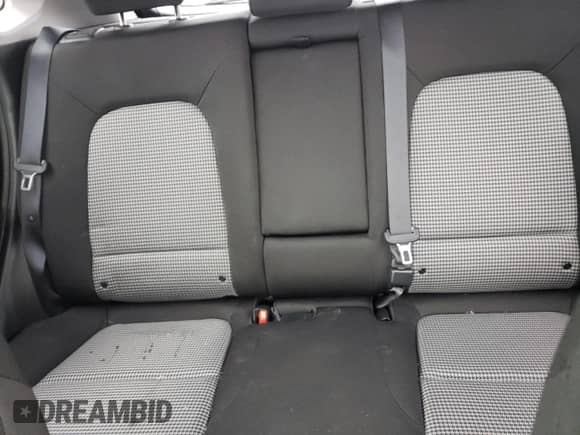 2019 Hyundai Kona SE z VIN KM8K12AA9KU231026, wystawiony jako Copart lot #69790512 z przebiegiem 24 535 mil mil oraz . Historia ofert i sprzedaży dostępna na DreamBid. Obrazek 10.