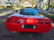 1997 Chevrolet Corvette z VIN 1G1YY22G1V5106087, wystawiony jako Copart lot #91731135 z przebiegiem 9 087 mil mil oraz Czysty tytuł • Clean title. Historia ofert i sprzedaży dostępna na DreamBid. Obrazek 13.