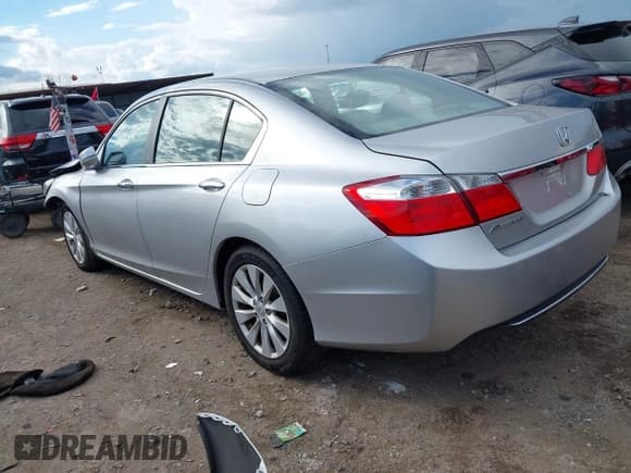 ✅ 2013 Honda Accord EX • VIN: 1HGCR2F71DA278488 • Лот: 43298311. Опубликован ранее на IAAI с пробегом 173 514 миль. Бесплатный доступ к архиву аукционных продаж из США и подробный отчёт об истории автомобиля на DreamBid. Изображение 3.