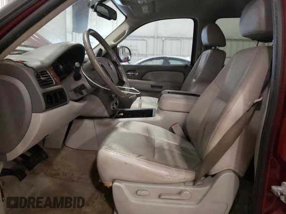 ✅ 2007 Chevrolet Avalanche 2LT • VIN: 3GNEC12J37G124253 • Lot: 69675335. Listed on Copart with 174,347 mi. Free auction sales archive from the USA and detailed vehicle history report at DreamBid. Image 7.