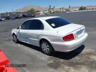 ✅ 2003 Hyundai Sonata • VIN: KMHWF25S53A826111 • Lot: 42535200. Listed on IAAI with 168,573 mi. Free auction sales archive from the USA and detailed vehicle history report at DreamBid. Image 3.